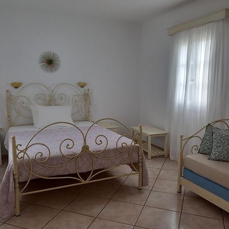 Elpidas Studios Agia Anna  Exterior photo