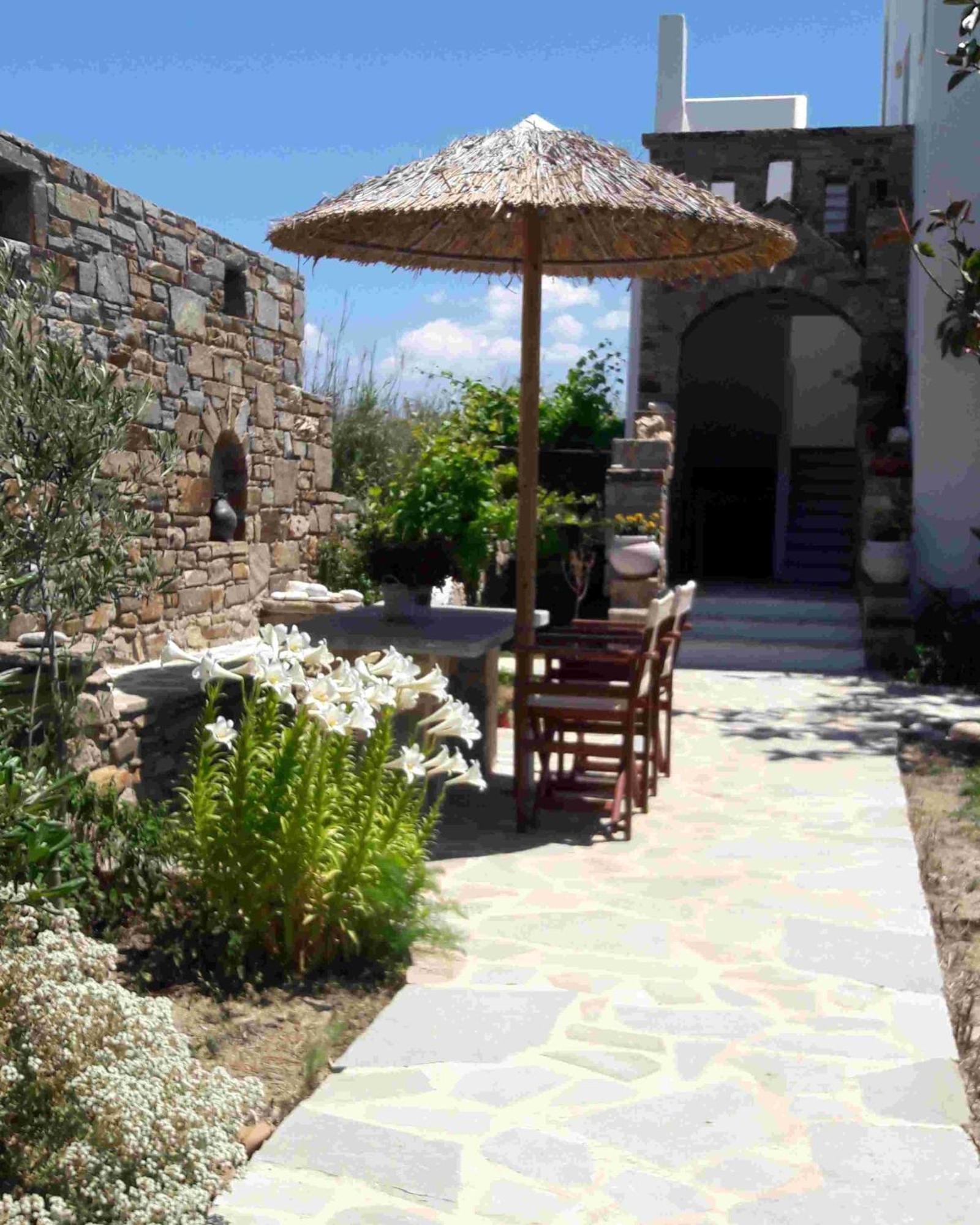 Elpidas Studios Agia Anna  Exterior photo