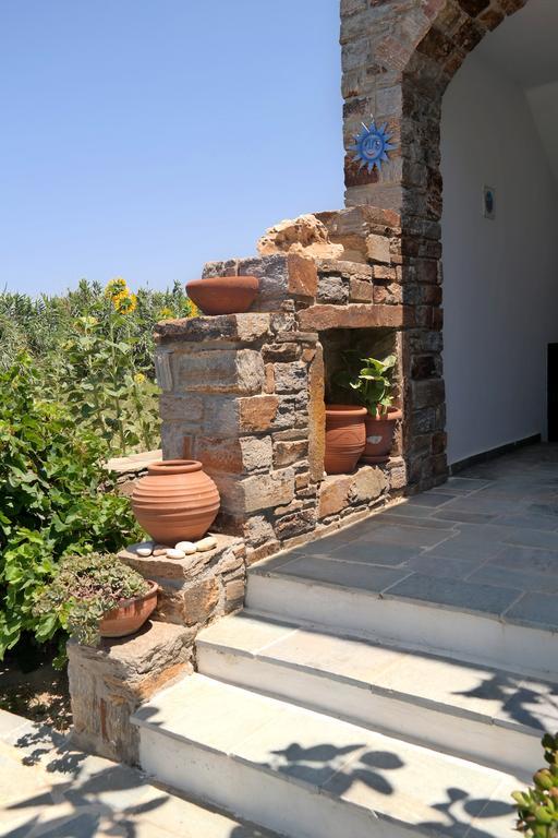 Elpidas Studios Agia Anna  Exterior photo